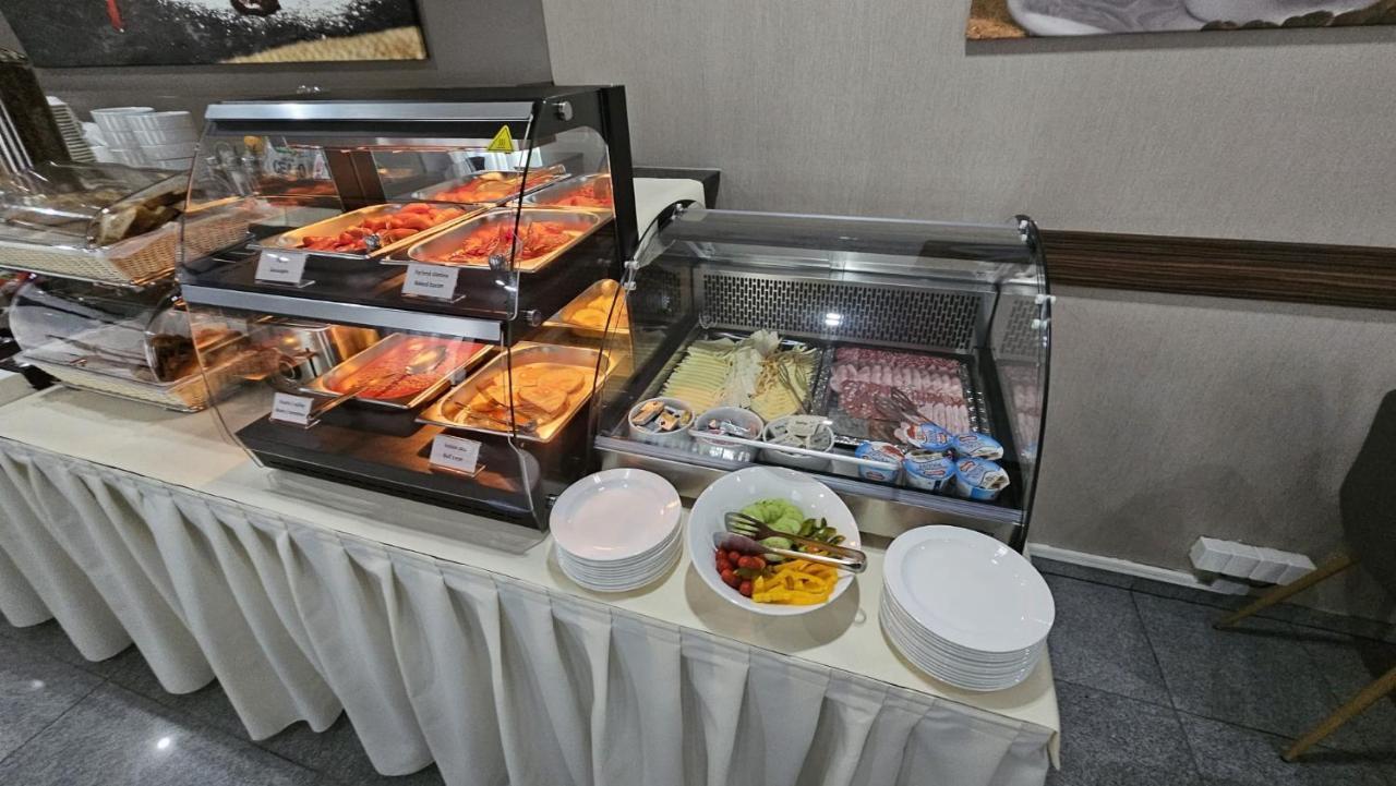 酒店 伯拉第斯拉瓦布鲁酒店